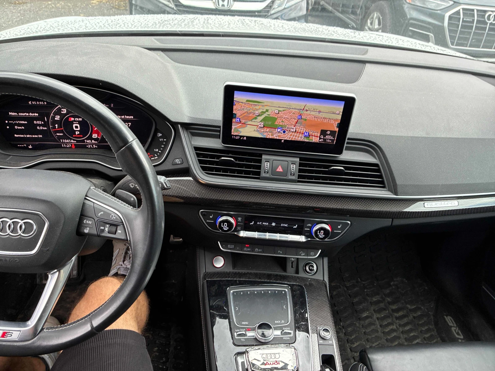 Audi SQ5 * TECHNIK * 360 CAM * CARFAX * , снимка 8 - Автомобили и джипове - 56012856