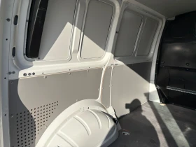 VW T6 2.0tdi-DSG-клима, снимка 13 - Бусове и автобуси - 53689447