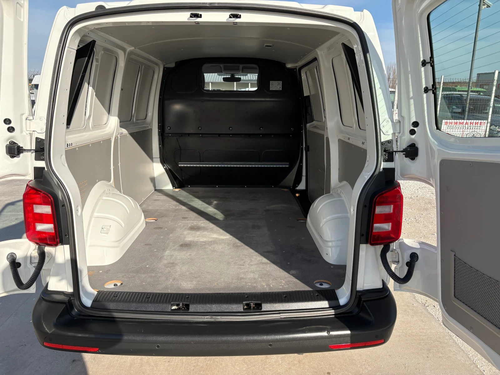 VW T6 2.0tdi-DSG-����� | Mobile.bg � ����������� 12