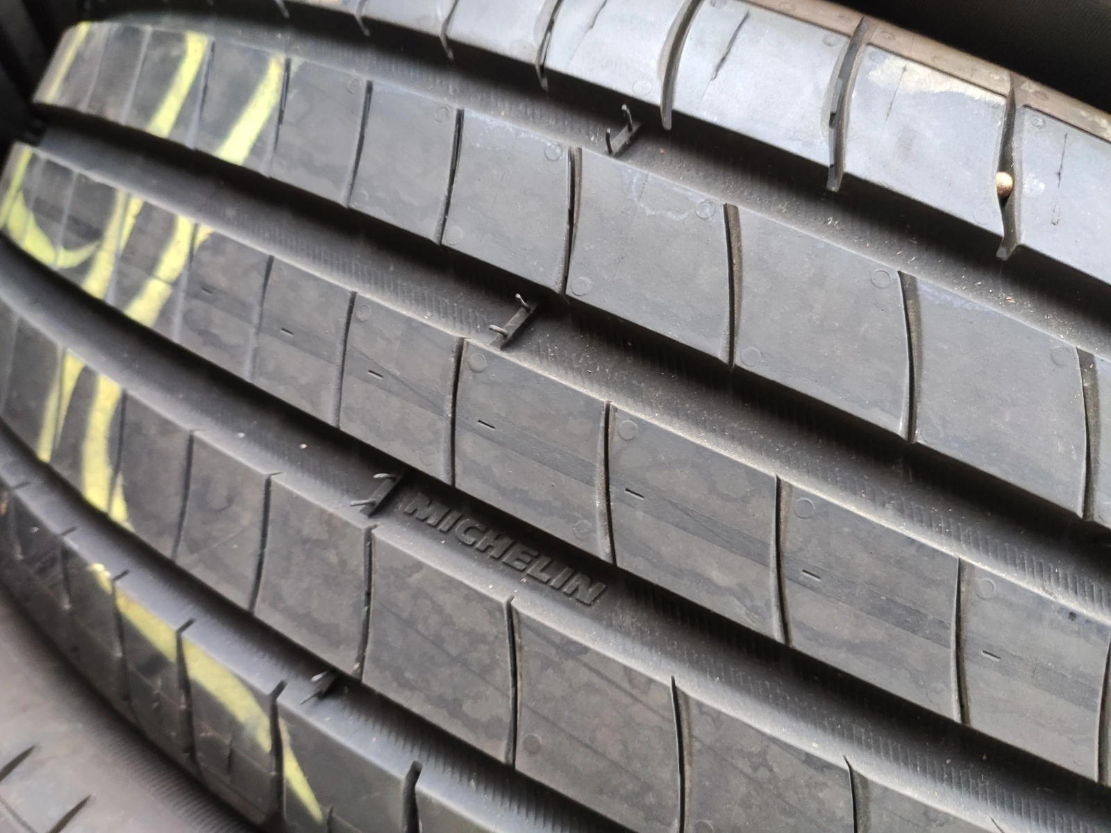 Гуми Летни 195/55R16, снимка 2 - Гуми и джанти - 54174436