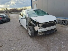 Toyota Yaris 1.0i-на части, снимка 1