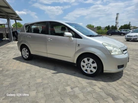 Обява за продажба на Toyota Corolla verso 2.0D4D ~3 999 лв. - изображение 2