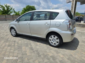 Обява за продажба на Toyota Corolla verso 2.0D4D ~3 999 лв. - изображение 5