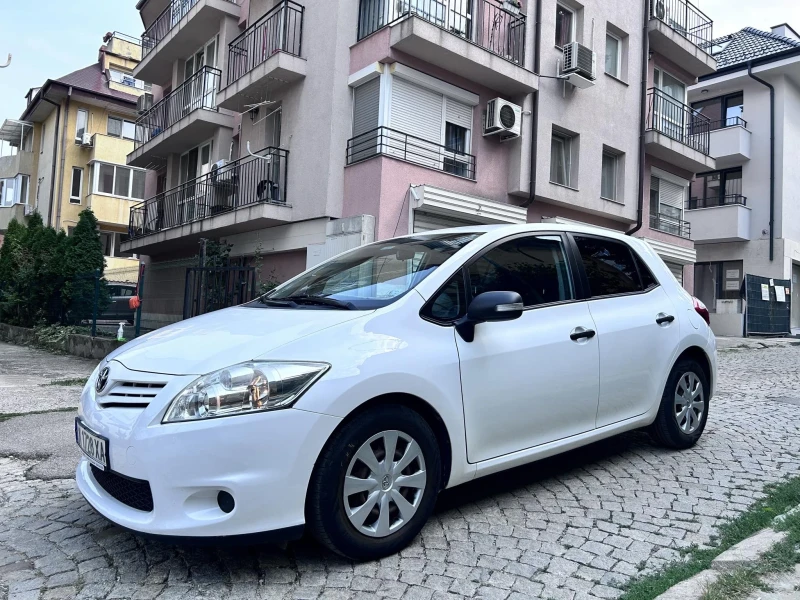 Toyota Auris, снимка 1 - Автомобили и джипове - 47637297