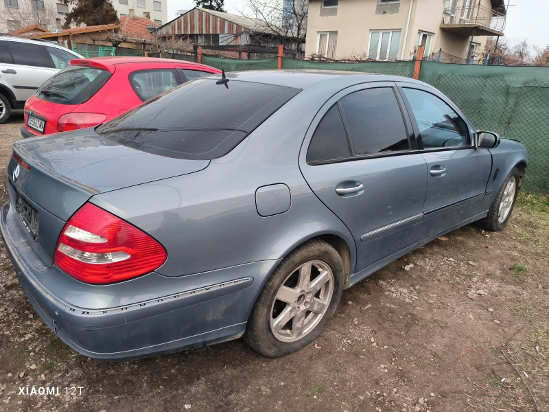 Mercedes-Benz E 320, снимка 4 - Автомобили и джипове - 48949076