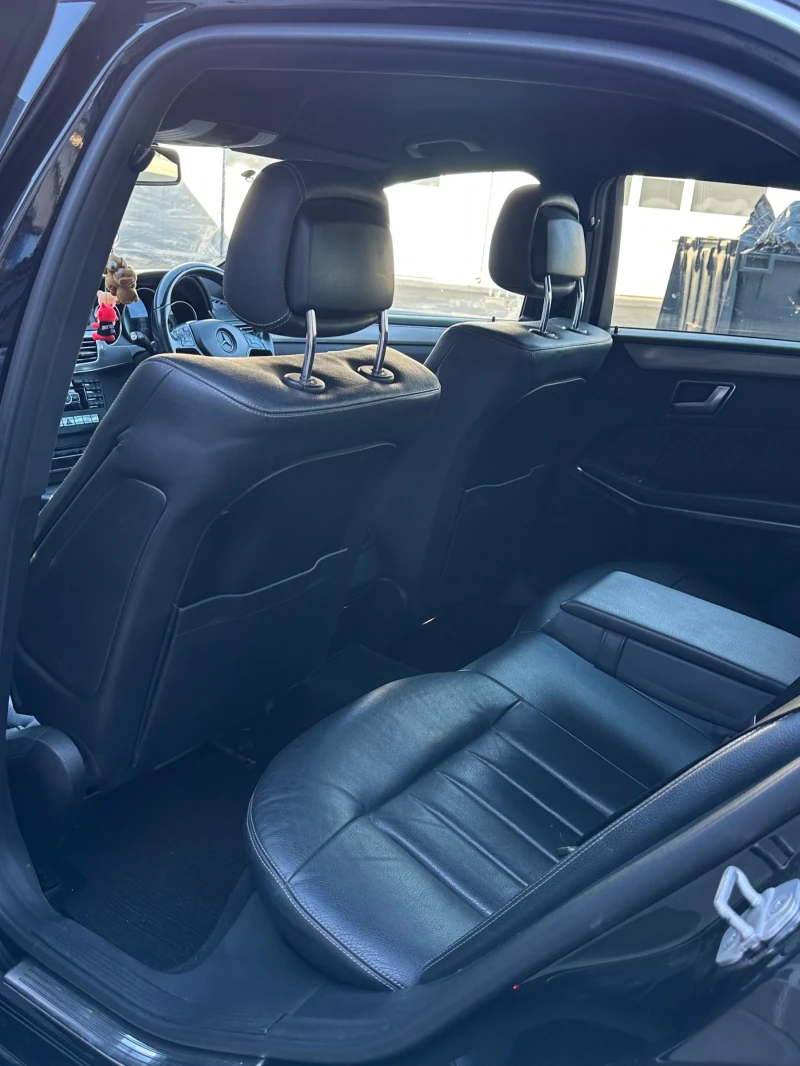Mercedes-Benz E 250 250 CDI, снимка 7 - Автомобили и джипове - 51326364