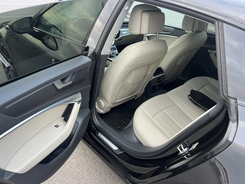 Audi A7, снимка 12 - Автомобили и джипове - 52203228