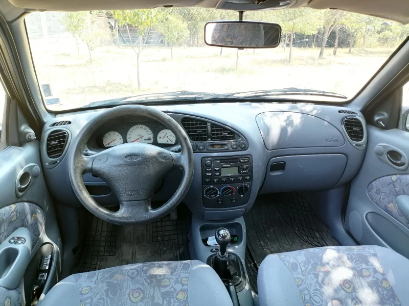 Ford Fiesta 1.25 16V Zetec, снимка 11 - Автомобили и джипове - 52344724