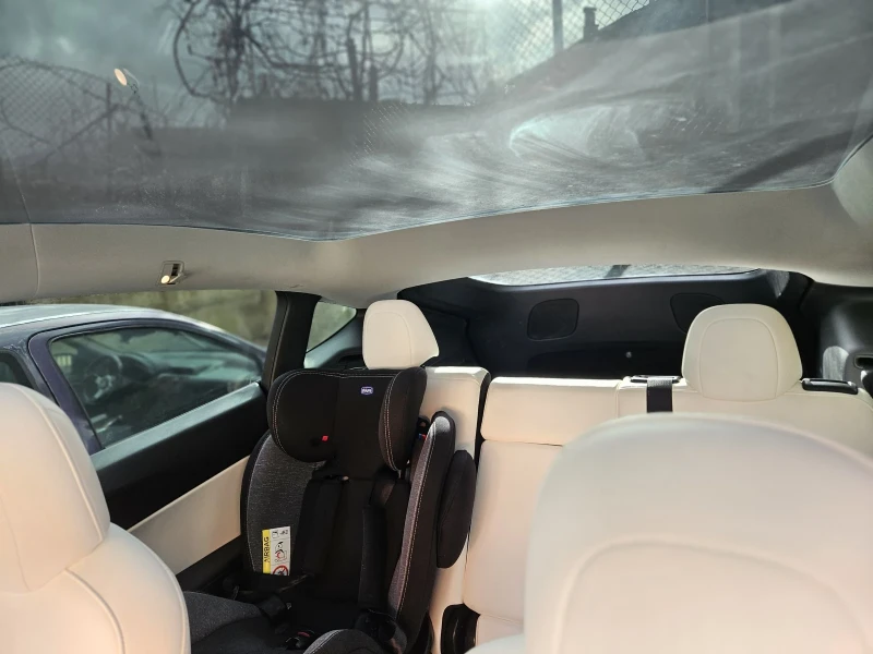Tesla Model Y, снимка 7 - Автомобили и джипове - 53053851