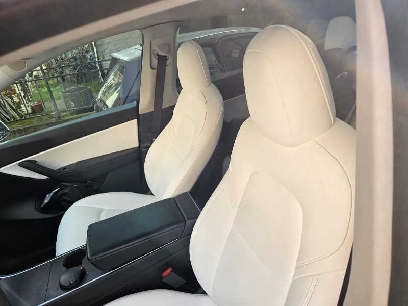 Tesla Model Y, снимка 6 - Автомобили и джипове - 53053851