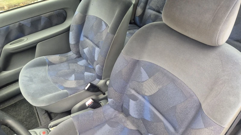 Renault Clio, снимка 6 - Автомобили и джипове - 53259208