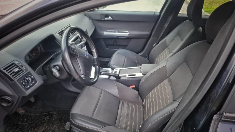 Volvo V50, снимка 3 - Автомобили и джипове - 53263070