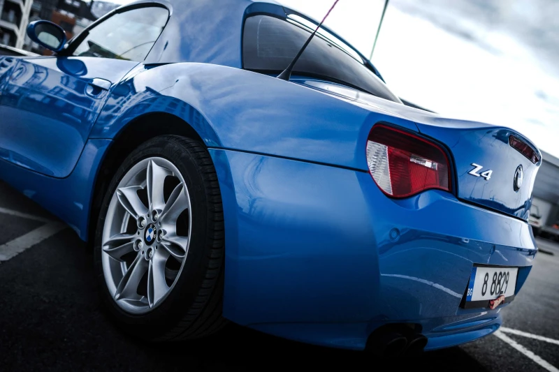 BMW Z4 E85 HardTop, снимка 3 - Автомобили и джипове - 53541563