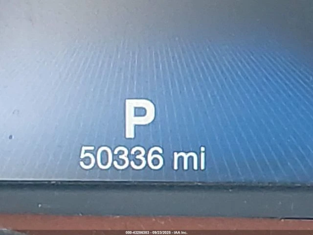 Maserati Ghibli S* KEYLESS* CARPLAY* КОЖА* ПОДГРЕВИ* BLINDSPOT* , снимка 14 - Автомобили и джипове - 53124790