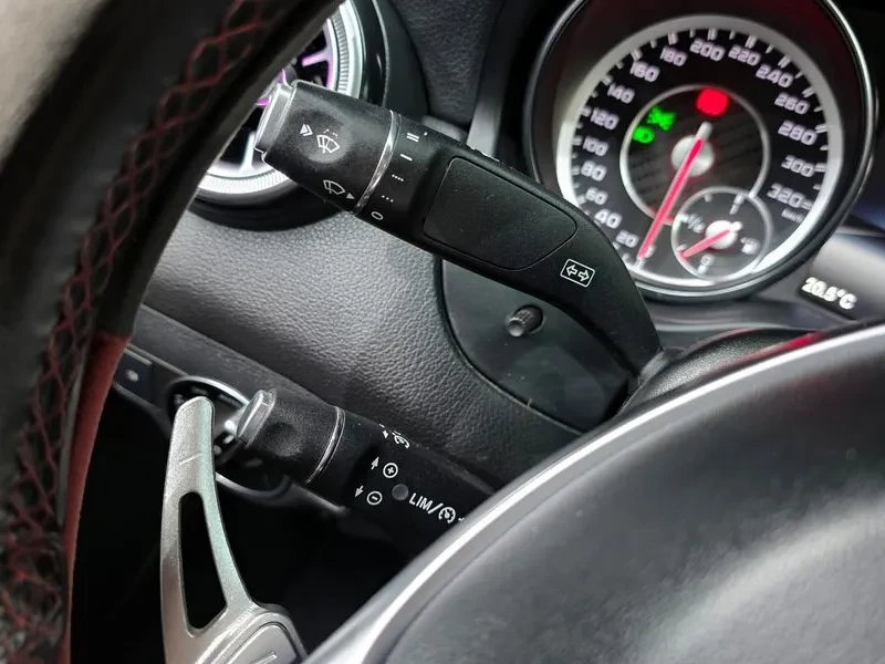 Mercedes-Benz CLA 45 AMG, снимка 17 - Автомобили и джипове - 54881543