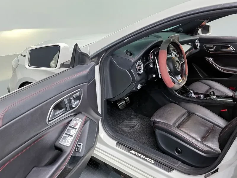Mercedes-Benz CLA 45 AMG, снимка 10 - Автомобили и джипове - 54881543