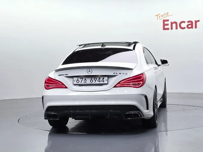 Mercedes-Benz CLA 45 AMG, снимка 4 - Автомобили и джипове - 54881543