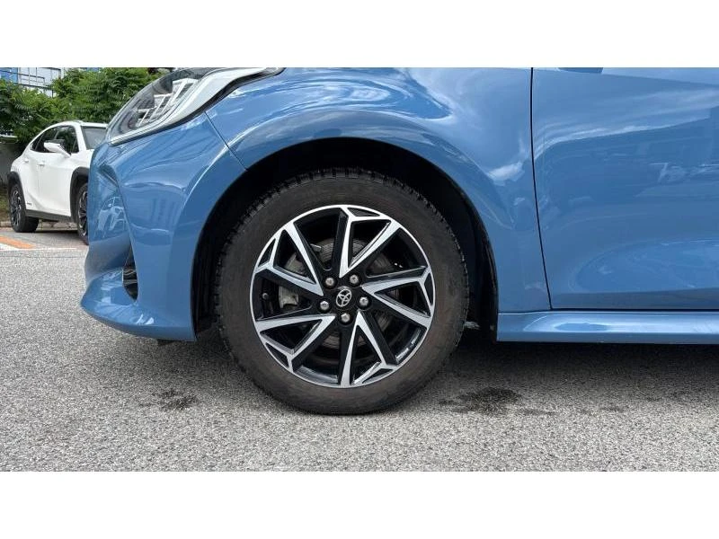 Toyota Yaris 1.5HSD TREND, снимка 16 - Автомобили и джипове - 54970460