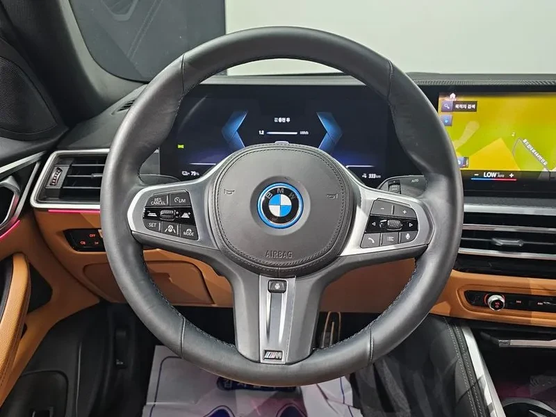 BMW i4 Edrive40 M Sports, снимка 13 - Автомобили и джипове - 55588243