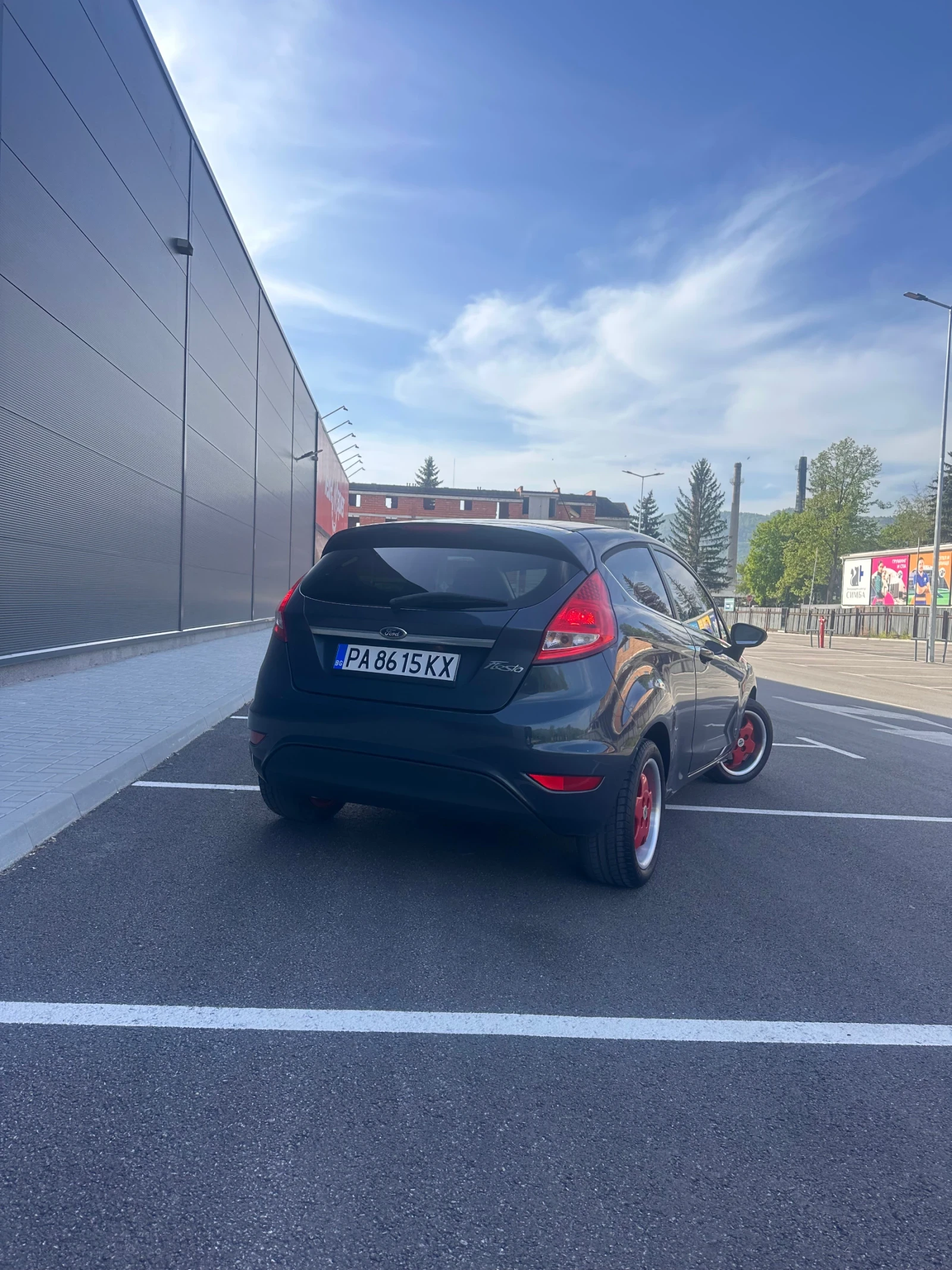 Ford Fiesta 1.4 - изображение 6