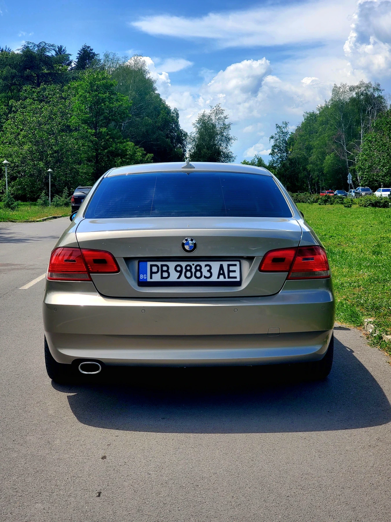 BMW 320  - изображение 7