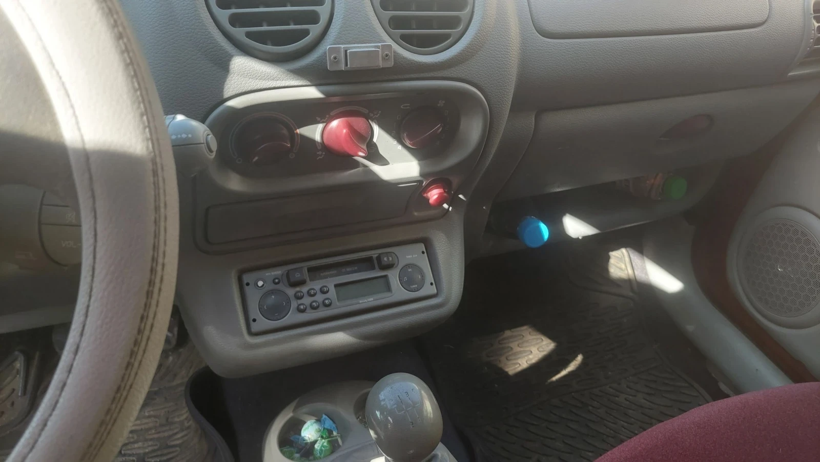 Renault Twingo 1.2 бензин  - изображение 7
