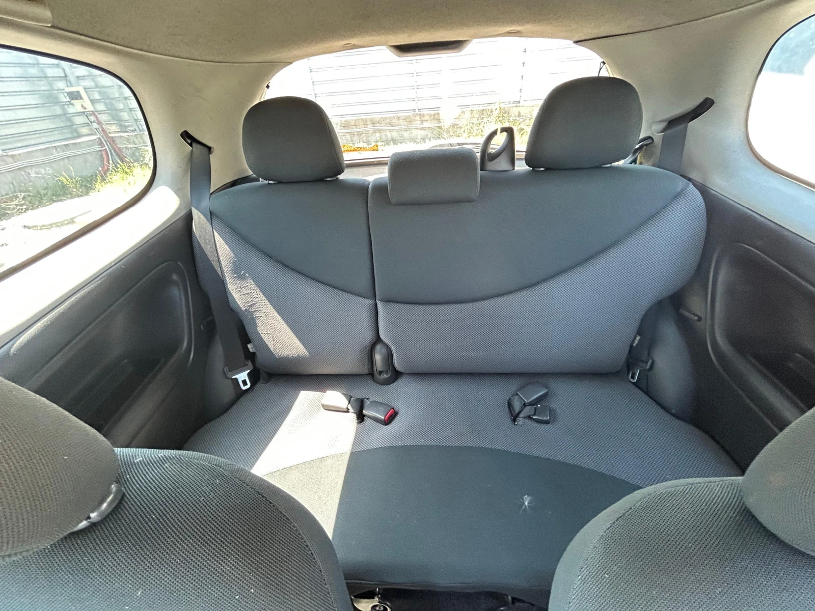 Toyota Yaris 1.4D-4D - изображение 6