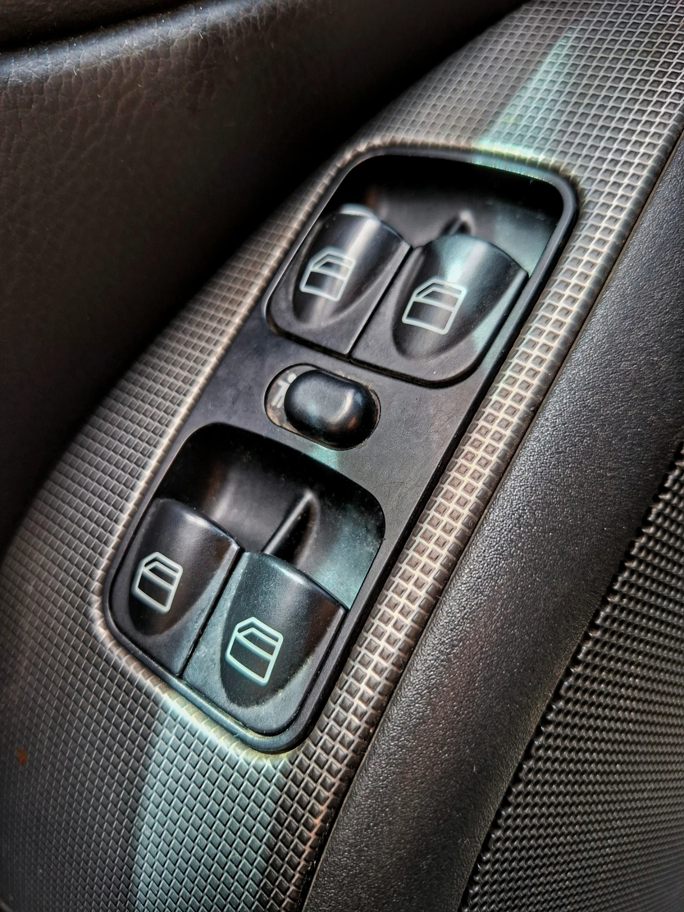 Mercedes-Benz C 270  - изображение 5