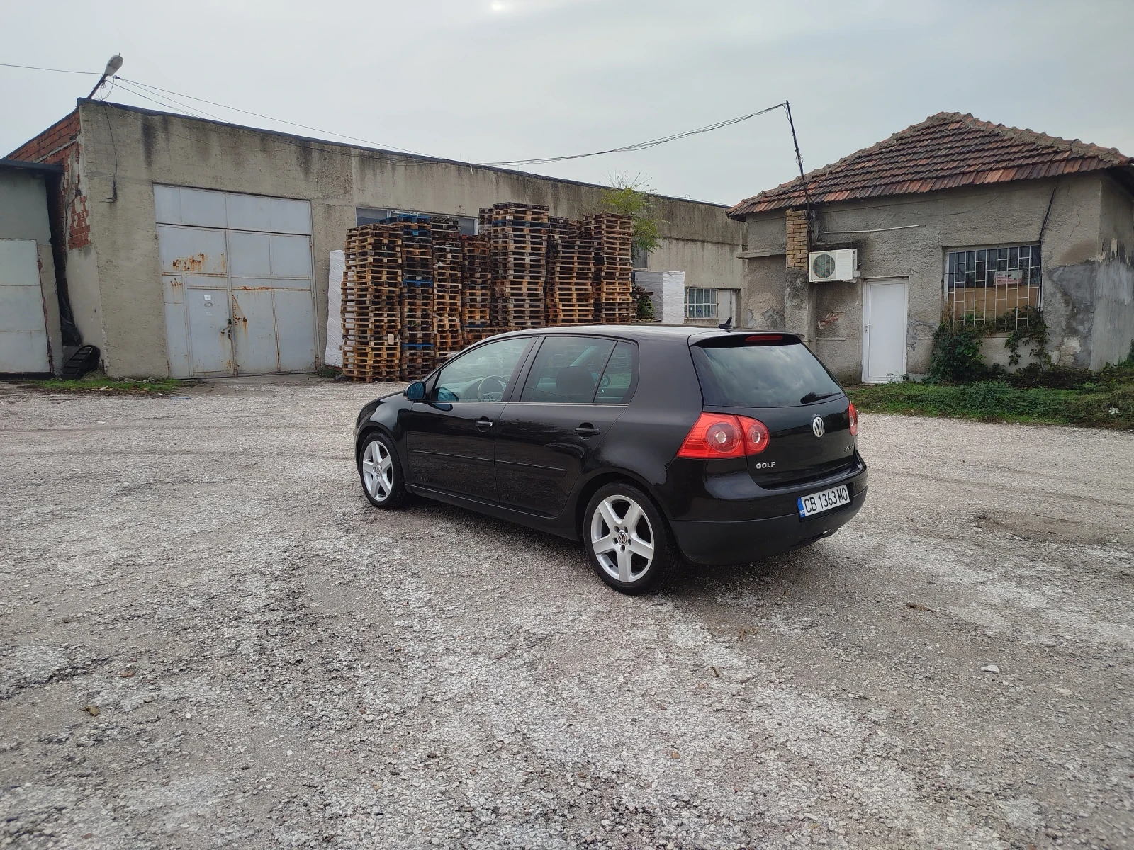 VW Golf * 2.0 150к.с - изображение 3