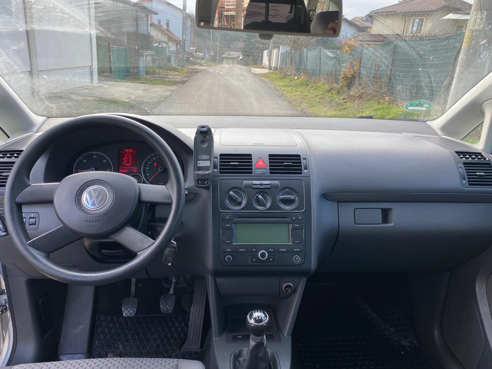 VW Touran  - изображение 8