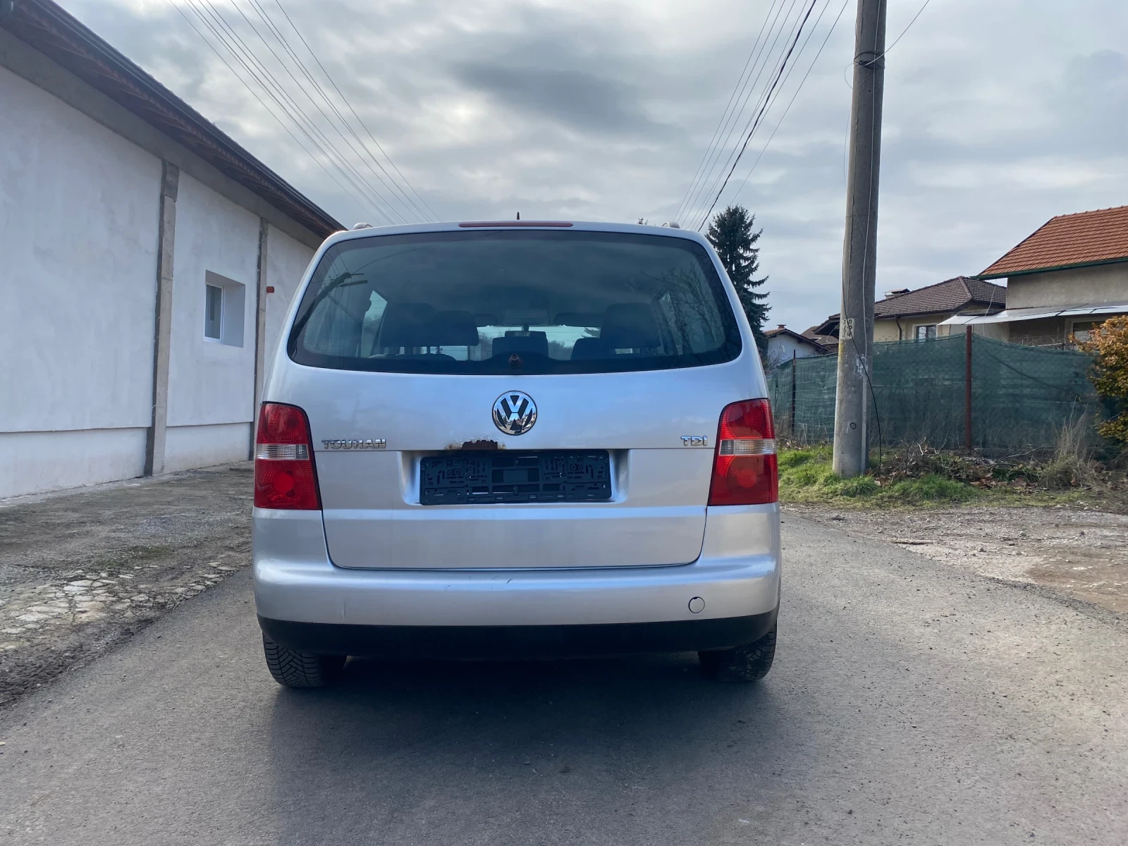 VW Touran  - изображение 4