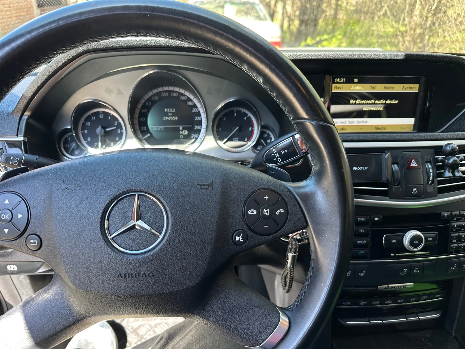 Mercedes-Benz E 350, снимка 12 - Автомобили и джипове - 53761528