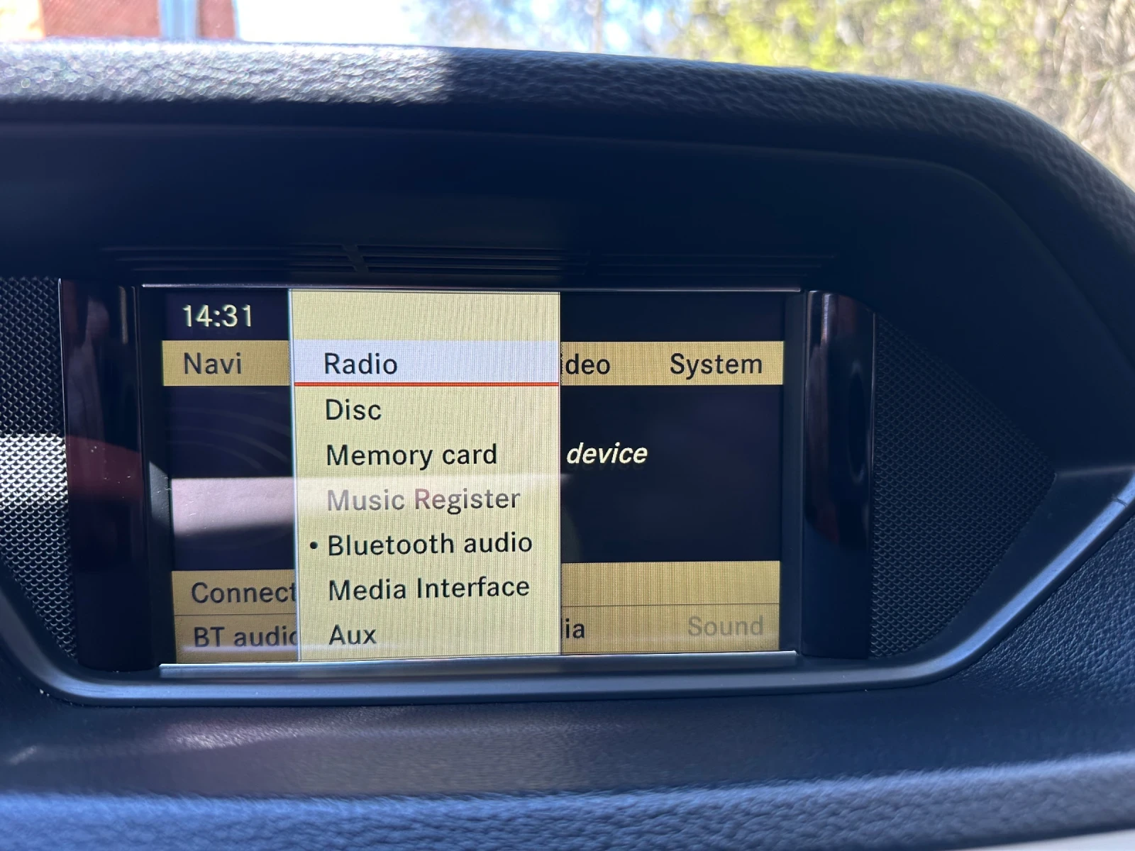 Mercedes-Benz E 350  - изображение 8