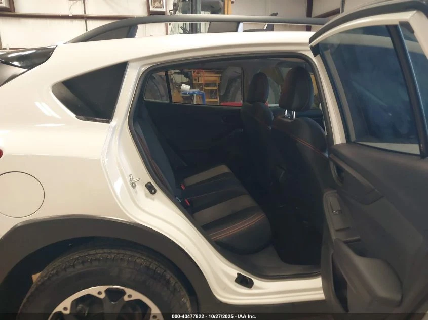 Subaru Crosstrek 2l Premium - изображение 8