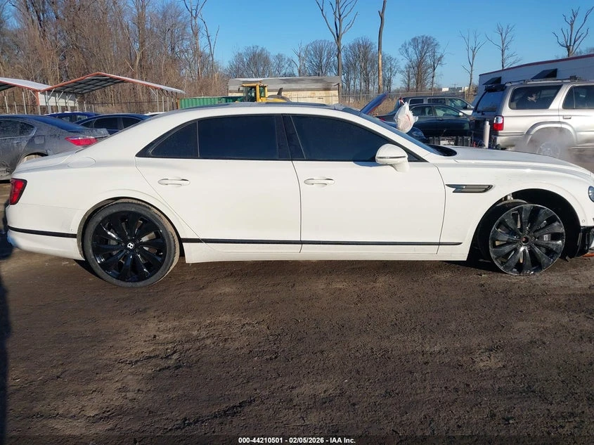 Bentley Flying Spur V8, снимка 13 - Автомобили и джипове - 53790081