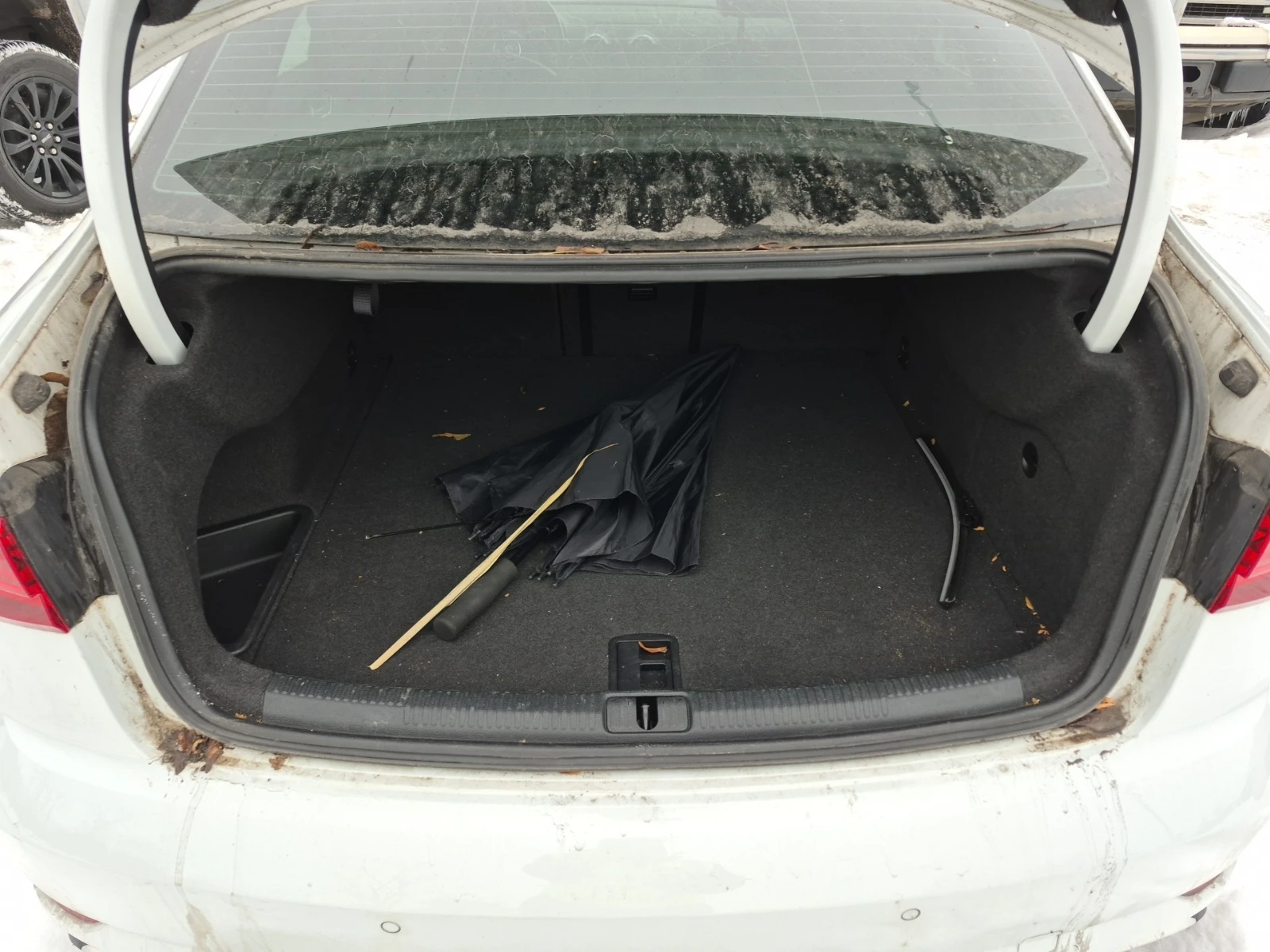 Audi A3 * PROGRESSIV * CARFAX * БЕЗ ПЪРВОНАЧАЛНА ВНОСКА, снимка 12 - Автомобили и джипове - 53720505