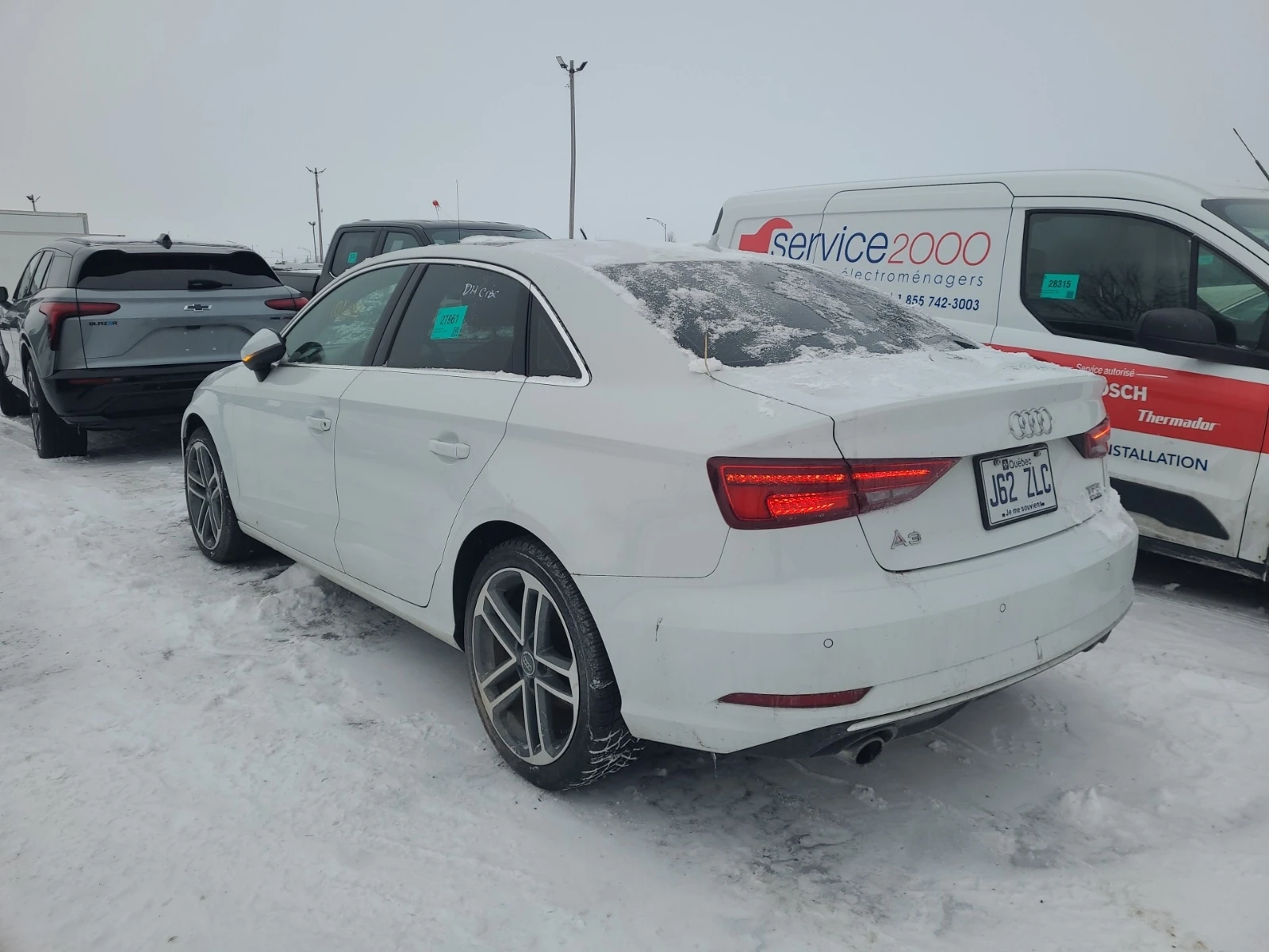 Audi A3 * PROGRESSIV * CARFAX * БЕЗ ПЪРВОНАЧАЛНА ВНОСКА, снимка 4 - Автомобили и джипове - 53720505