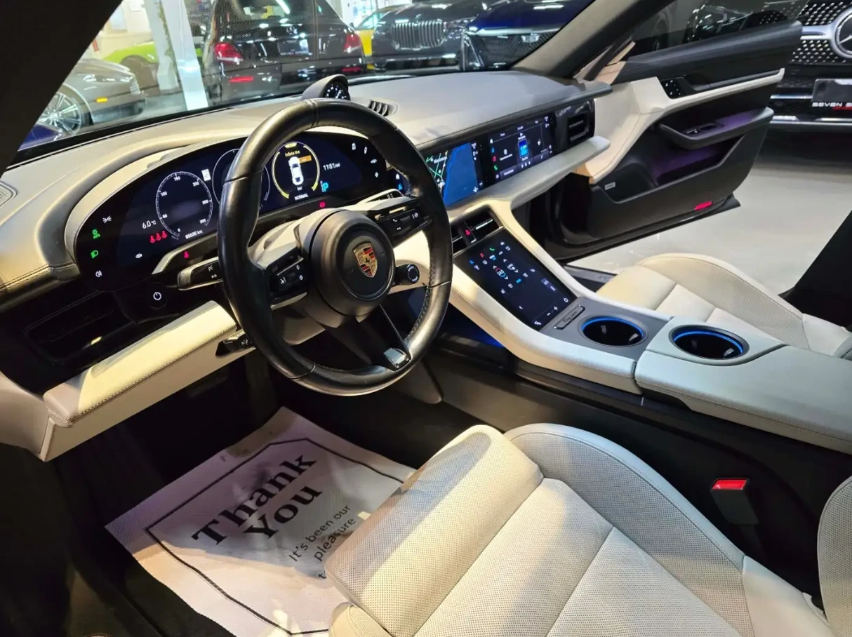 Porsche Taycan 2020 Porsche Taycan 4S, снимка 6 - Автомобили и джипове - 53798997