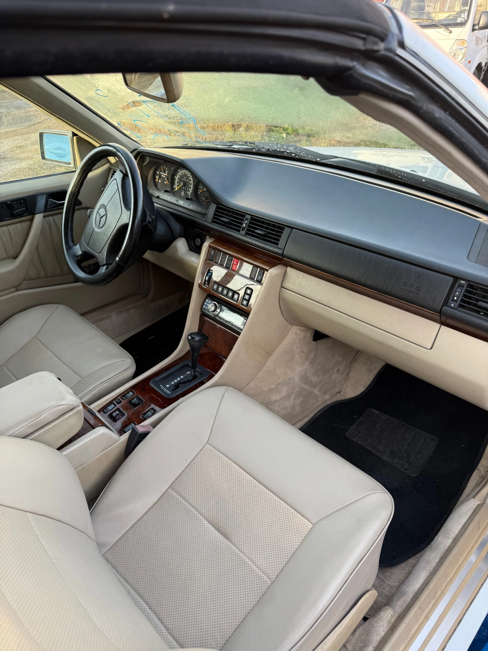 Mercedes-Benz 124 A320-Convertible , снимка 6 - Автомобили и джипове - 53833707