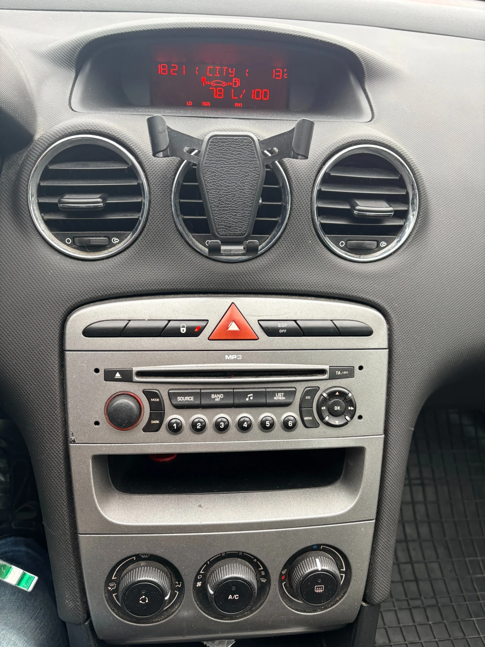 Peugeot 308 SW, снимка 7 - Автомобили и джипове - 54309251