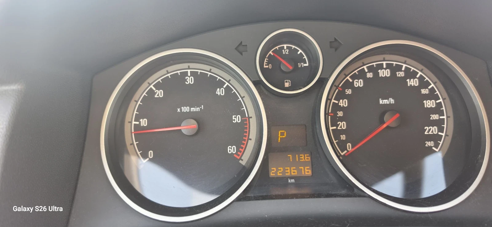 Opel Astra, снимка 14 - Автомобили и джипове - 54580211