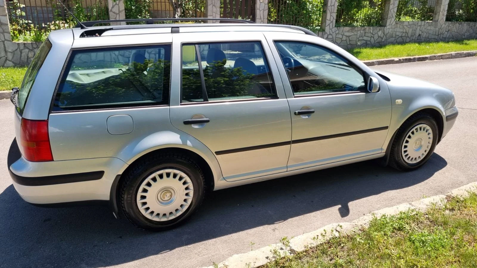 VW Golf 4, снимка 2 - Автомобили и джипове - 54692879