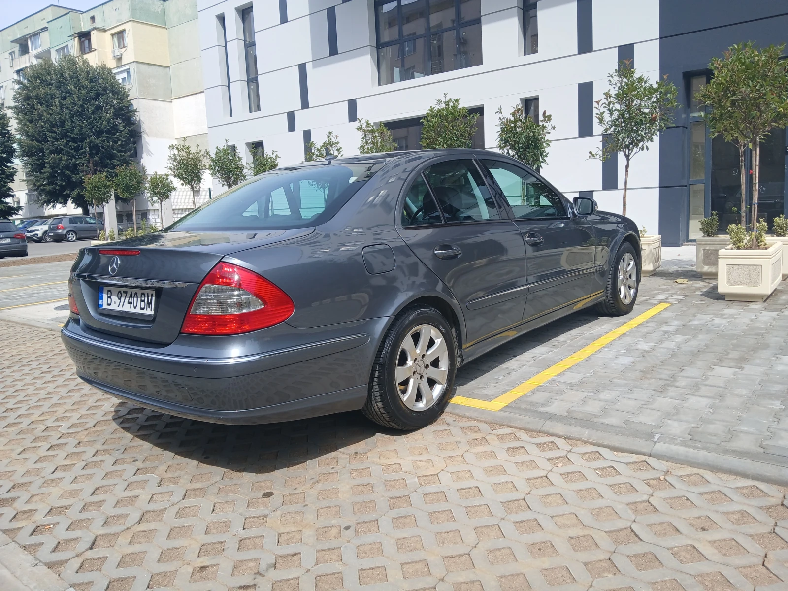 Mercedes-Benz E 280 Facelift, снимка 5 - Автомобили и джипове - 55104826