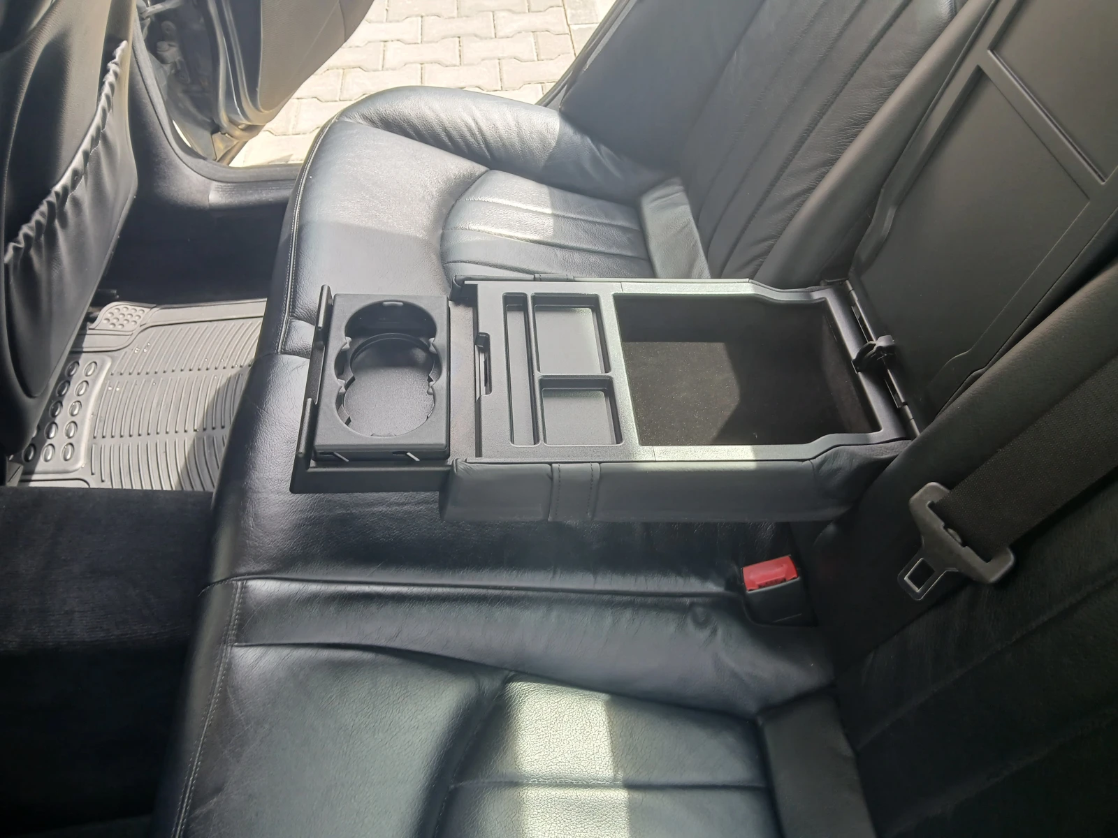 Mercedes-Benz E 280 Facelift, снимка 8 - Автомобили и джипове - 55104826