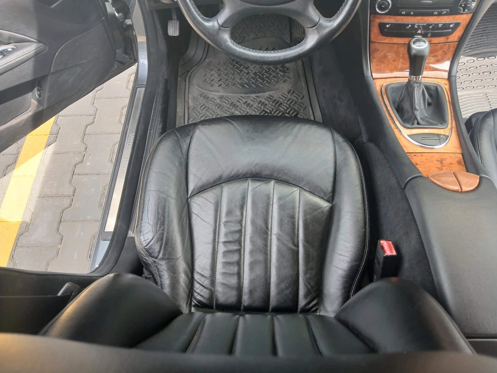 Mercedes-Benz E 280 Facelift, снимка 11 - Автомобили и джипове - 55104826