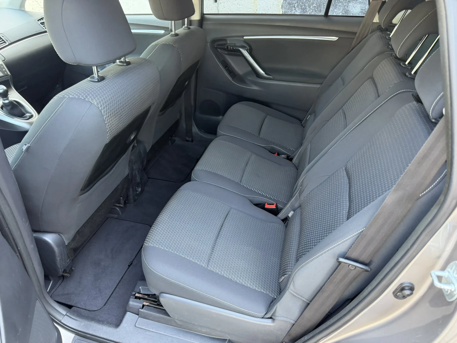 Toyota Verso 1.6 D4D КАМЕРА.НАВИ.ПОДГРЕВ., снимка 12 - Автомобили и джипове - 55281916