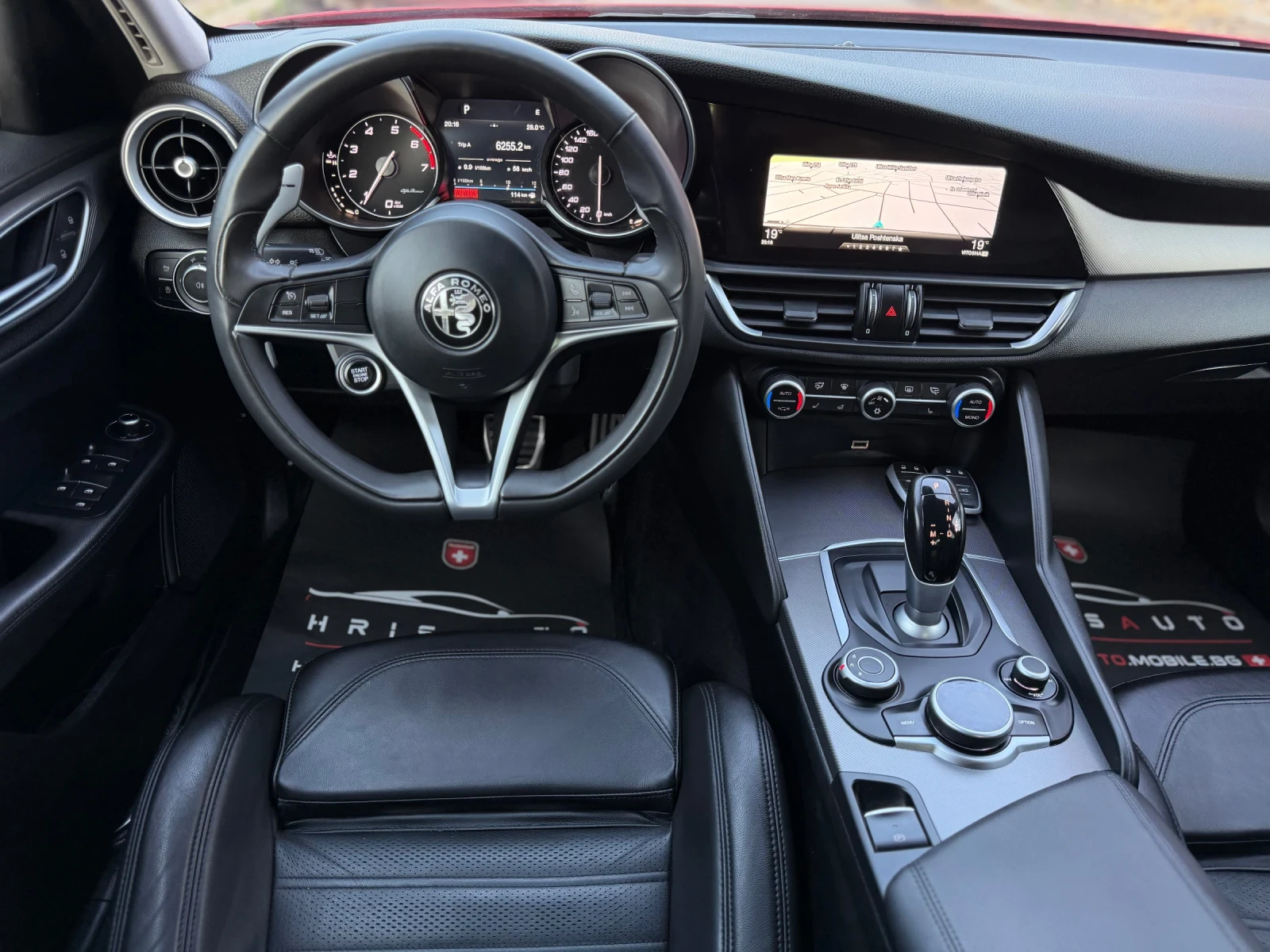 Alfa Romeo Giulia 2.0 VELOCE Q4 Внос Швейцария, снимка 9 - Автомобили и джипове - 55435991