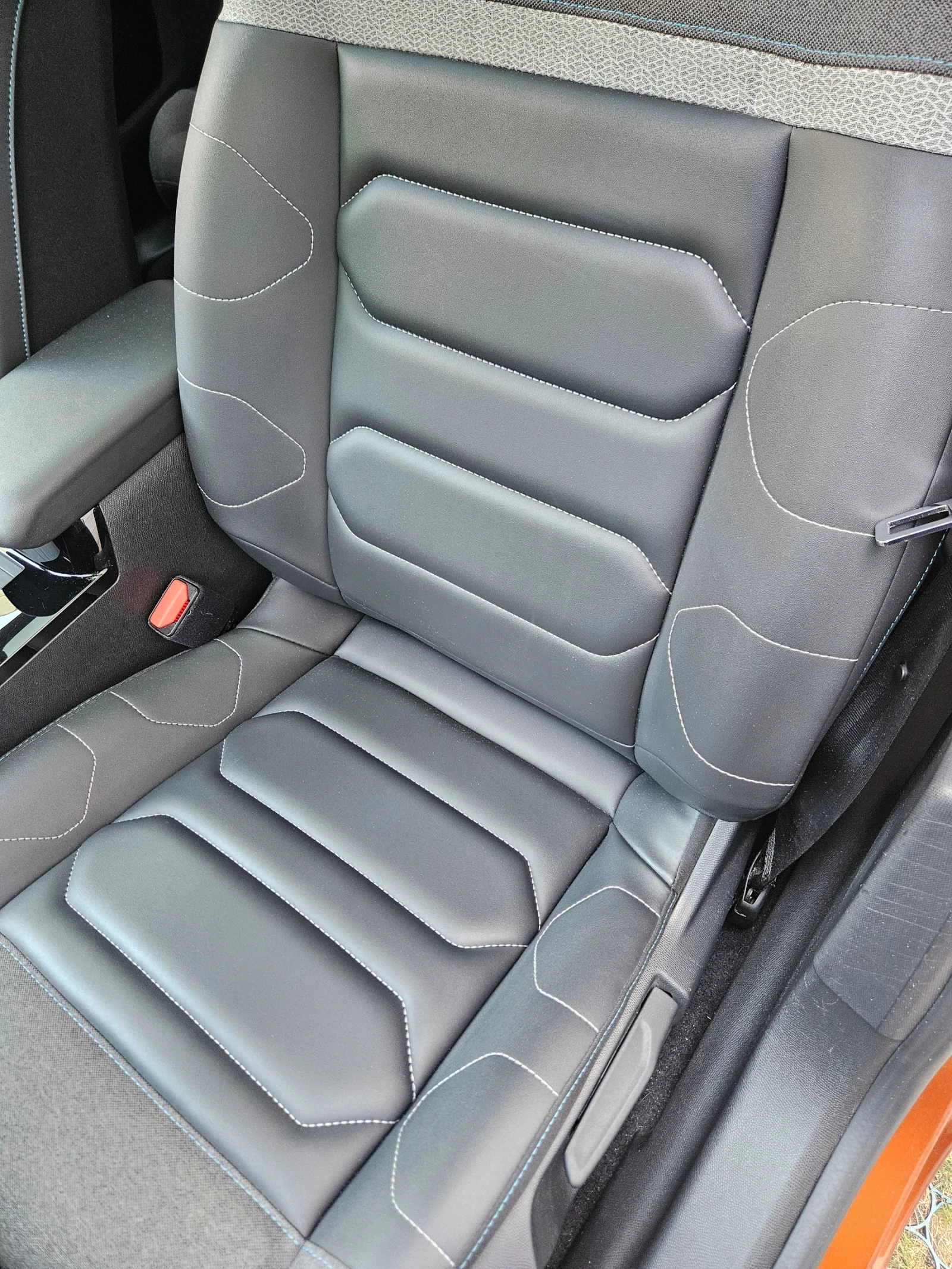 Citroen C4 131/EAT8/S&S/SHINE/28000km, снимка 7 - Автомобили и джипове - 55790744
