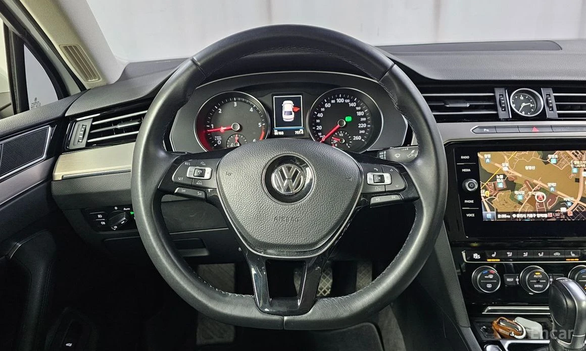 VW Passat, снимка 13 - Автомобили и джипове - 55830979