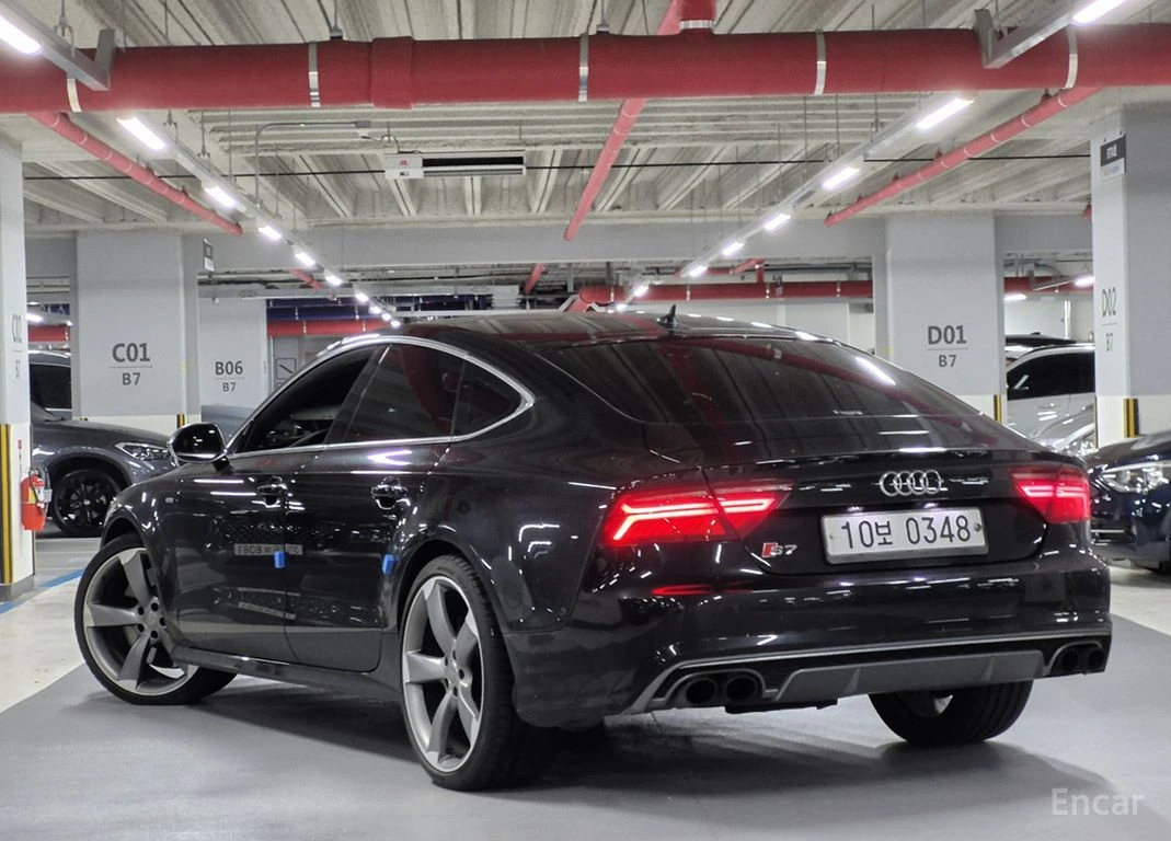 Audi S7 MATRIX* BANG* OLUFSEN* ОБДУХВАНЕ* ДИСТРОНИК* ХЕДЪП, снимка 2 - Автомобили и джипове - 55925318
